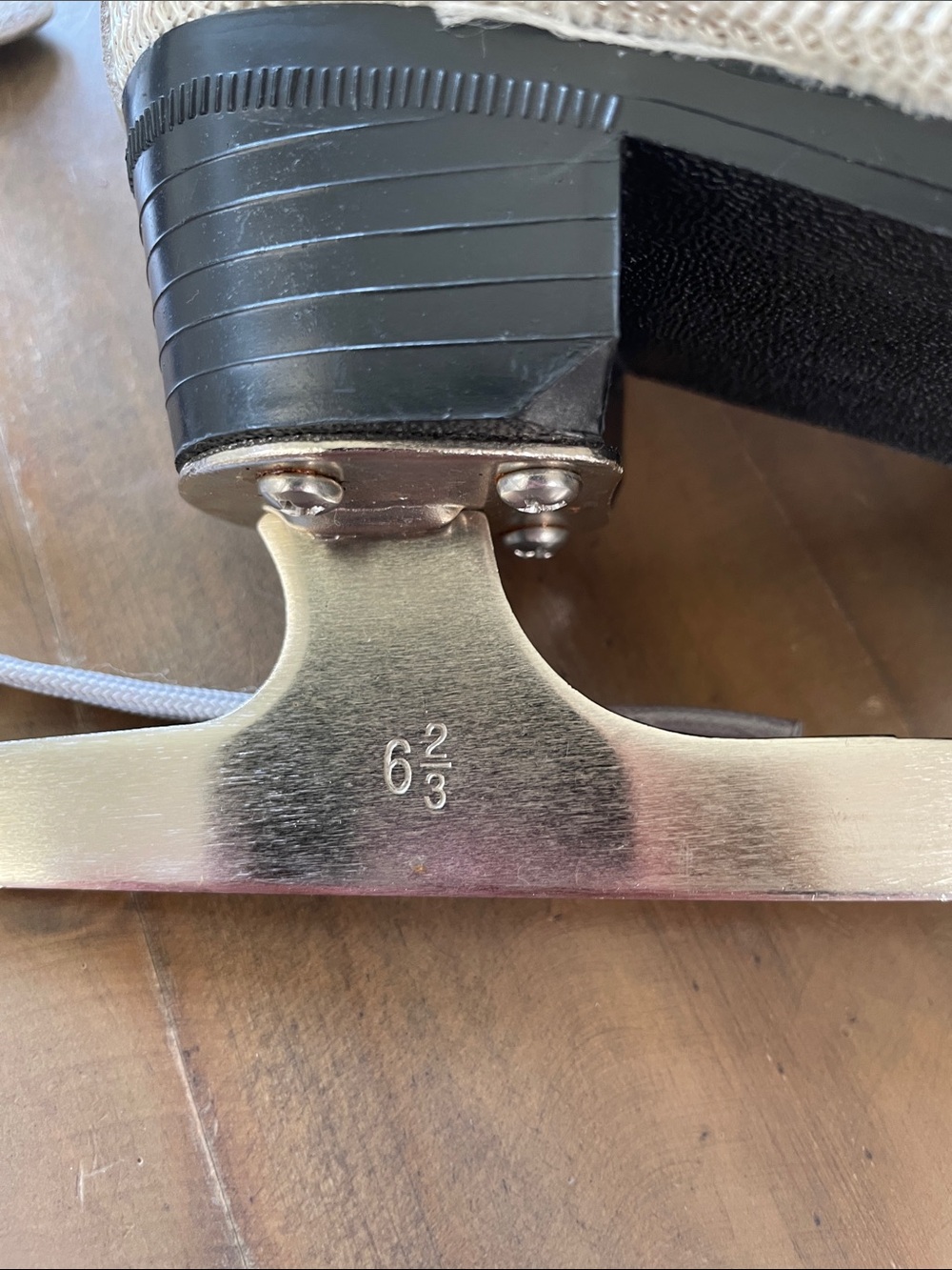 TechEdge Figure Skates 9 - Picture 9 of 13